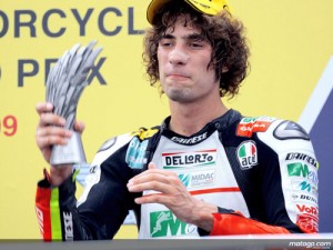 Marco-Simoncelli-podio