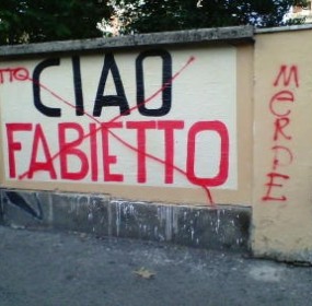 muro della casa dei genitori di Fabio Perissinotto, finanziere ucciso 10 anni fà