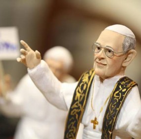 POPE FRANCIS ALREADY IN NAPLES CRIB