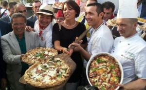 il Ministro De Girolamo al Napoli Pizza Village