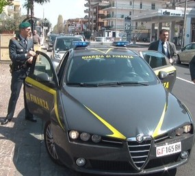 Appalto asilo Caserta,indagati sacerdote e consigliere