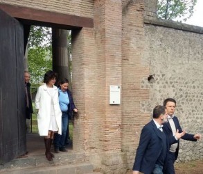 Renzi in visita privata a Pompei