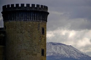 Maltempo: torna la neve sul Vesuvio